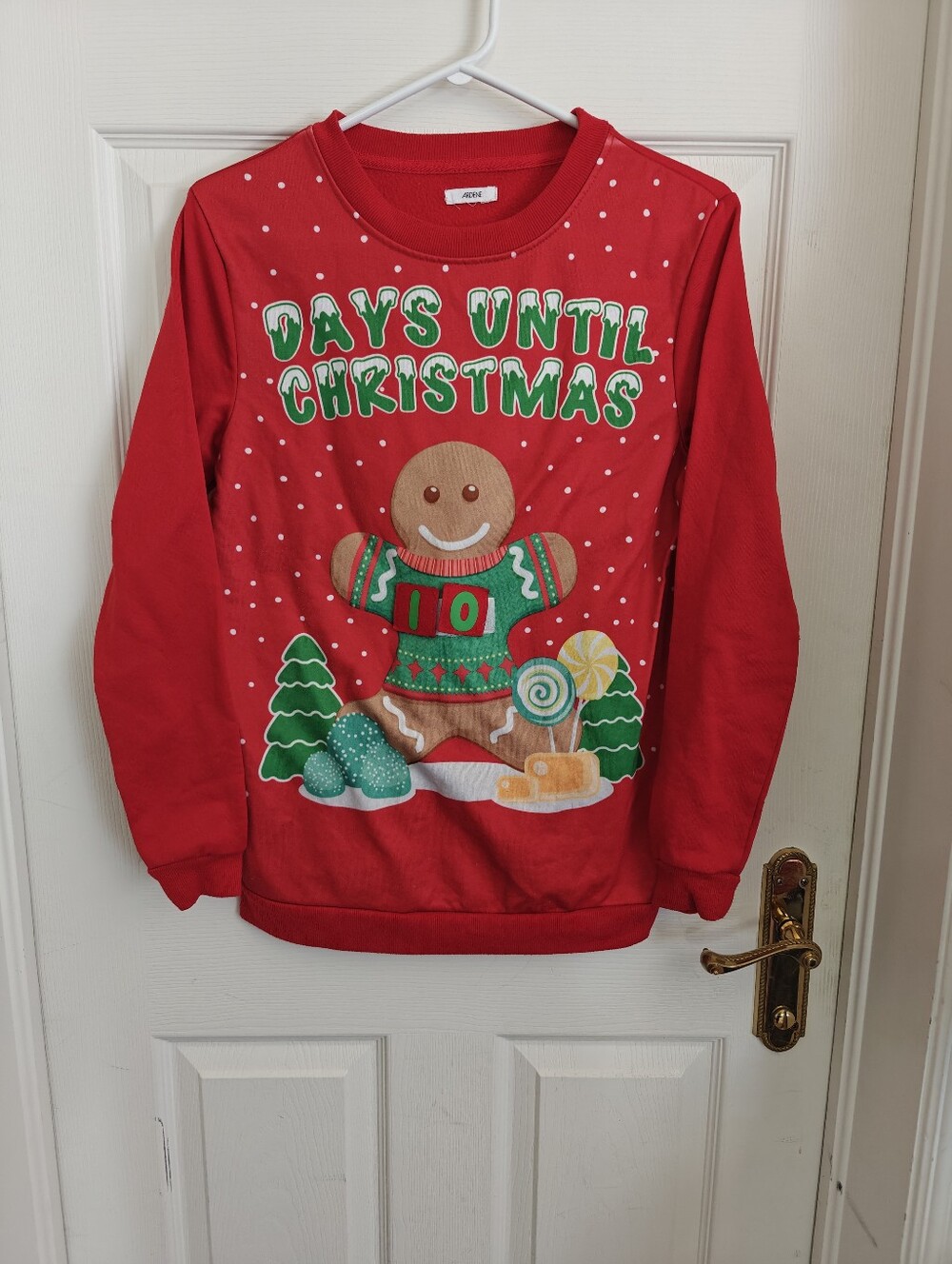 ARDENE Days Until Christmas Crew Neck Sweater